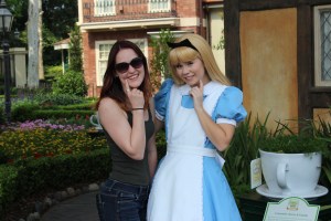 Katy had a nice chat with Alice