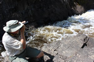 Howard grabbing a pic