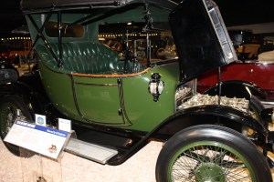 1914 Detroit electric car