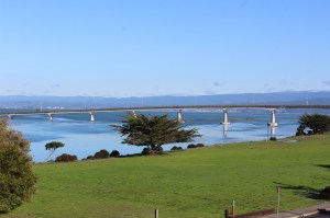 The bride crossing the bay