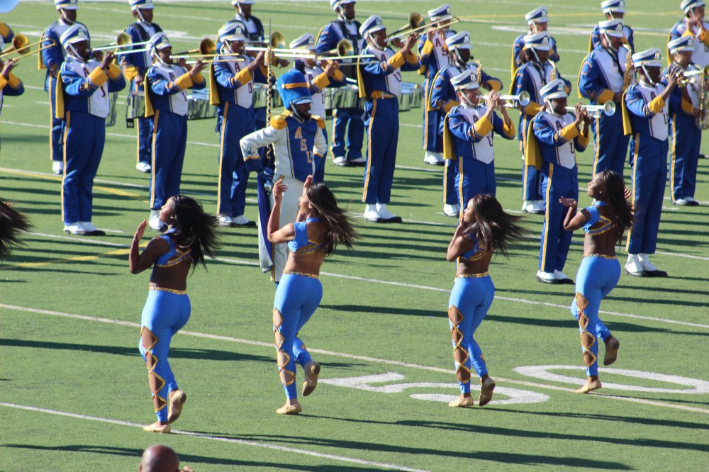 Next was the Albany State College Marching band. Their dancers were great and it was the long time dream of the band director to take his group to the parade