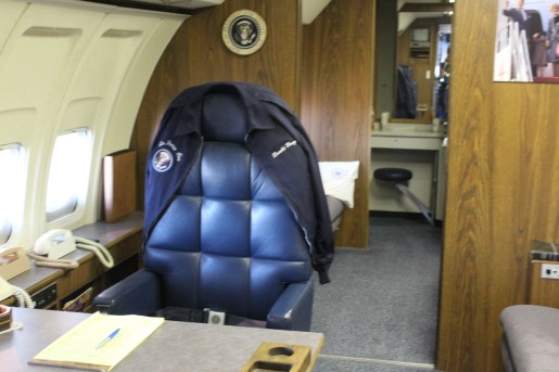 The presidents chair used by Nixon, Ford, Carter, Reagan, Clinton, and both Bush