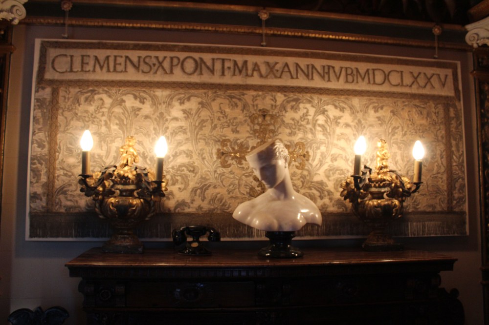 One of my favorite peices in all the houses was this altar cloth. The picture does not do it's beauty justice