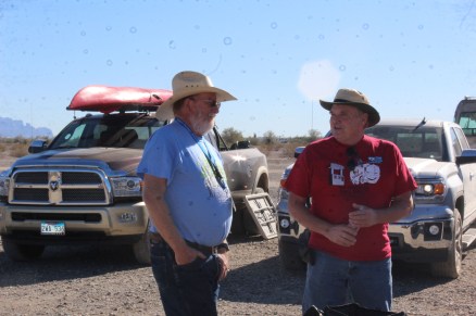 Red talking to Tom who is a fan of my blog..so nice!