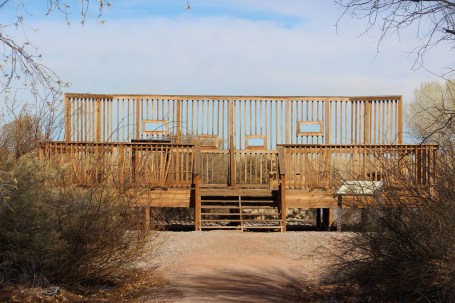 At the end of one of the trails there was a nice viewing station of the pond