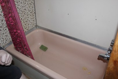 Even had a bathtub...ok so seriously if they could have a bathtub in the 70's why can't we have one now??
