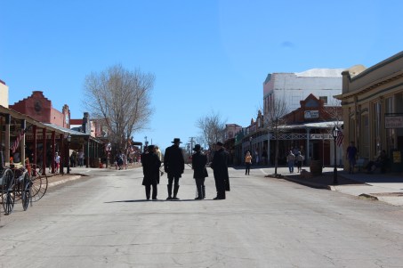 The Earp brothers and Johnny Ringo