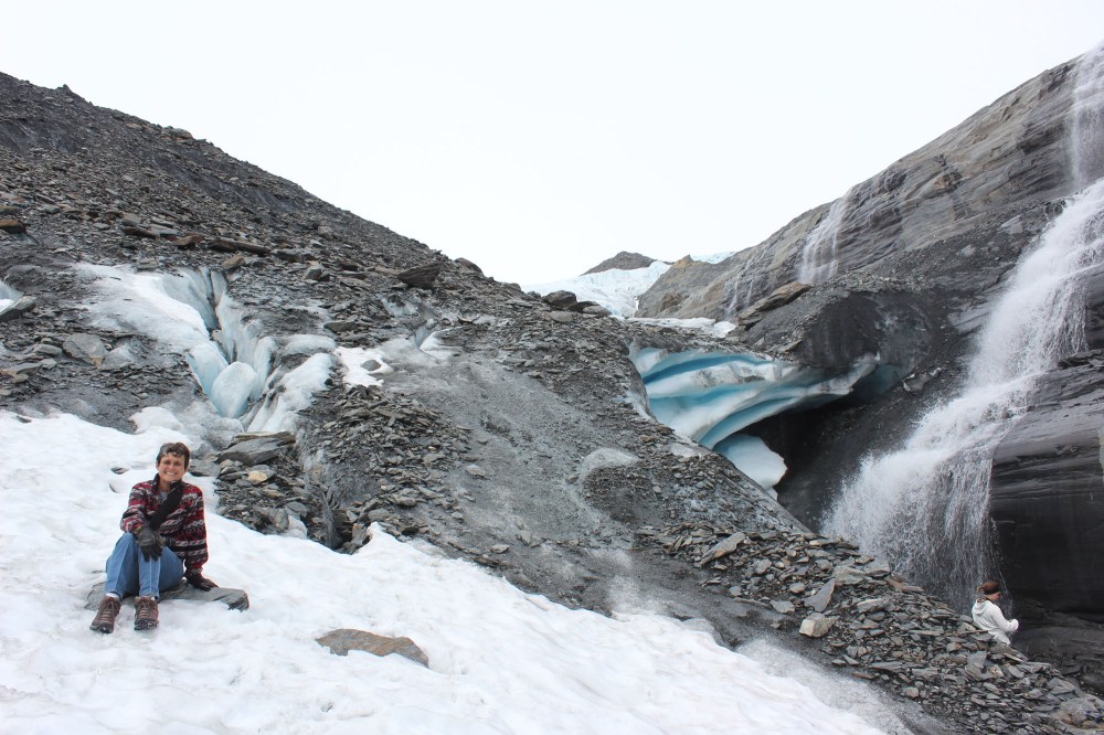 There were some people there, but everyone tooks turns getting their shot and allowing others to do the same. Sunday mornings are a great time to see things like this