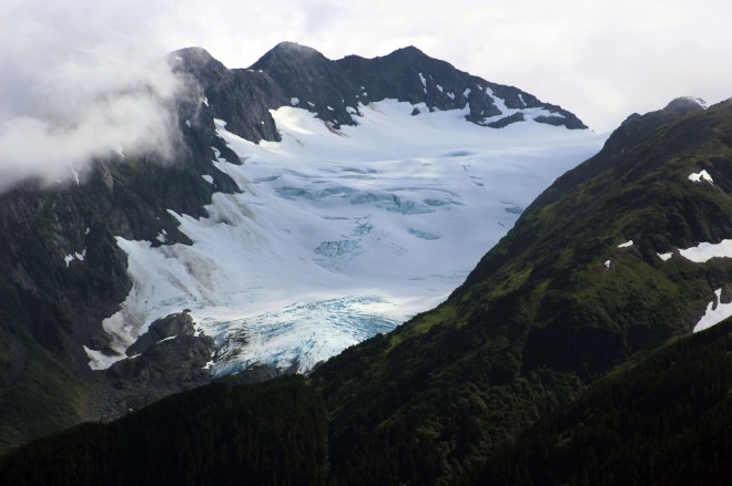 Water, mountains, and even a beautiful glacier