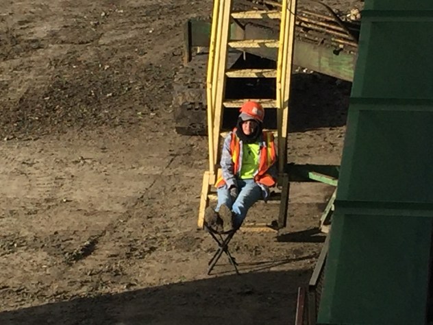 I know I look like a slacker, but this is a 12 hour day on your feet. Gotta take these moments when you can