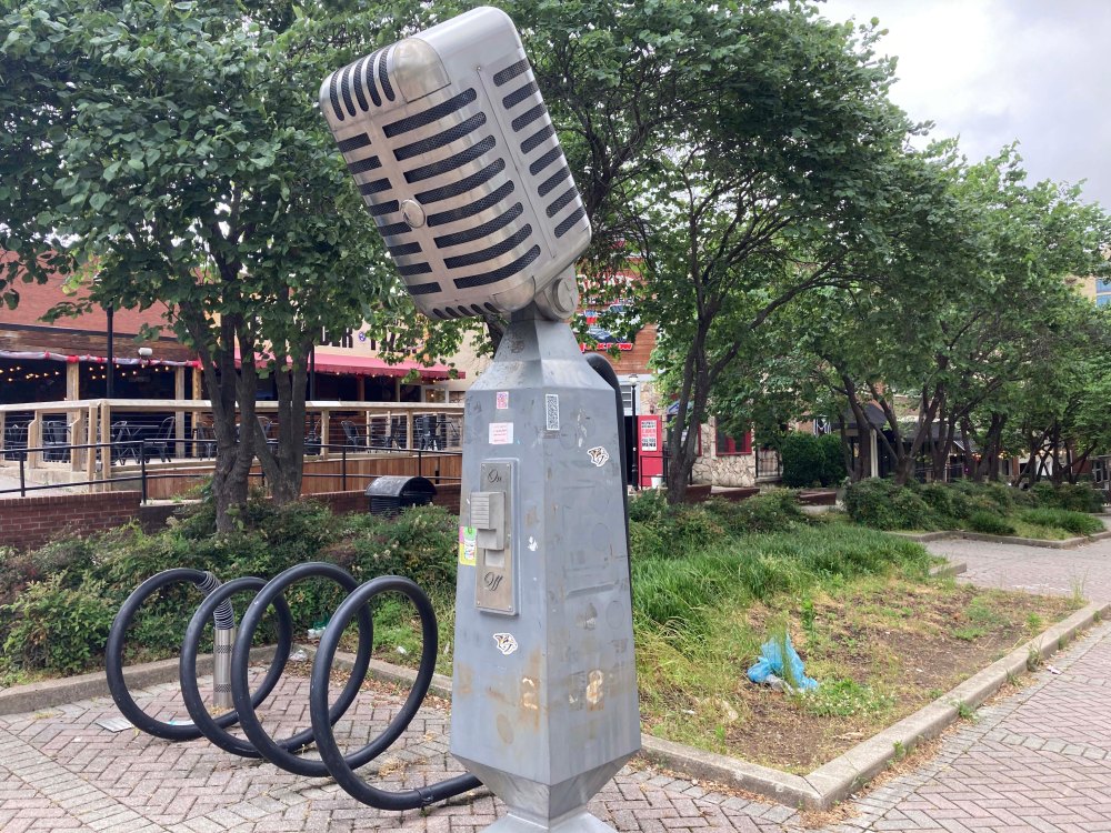 We did see this cool bike rack near the statue though that had the spiraled cord as the place the bikes went.
